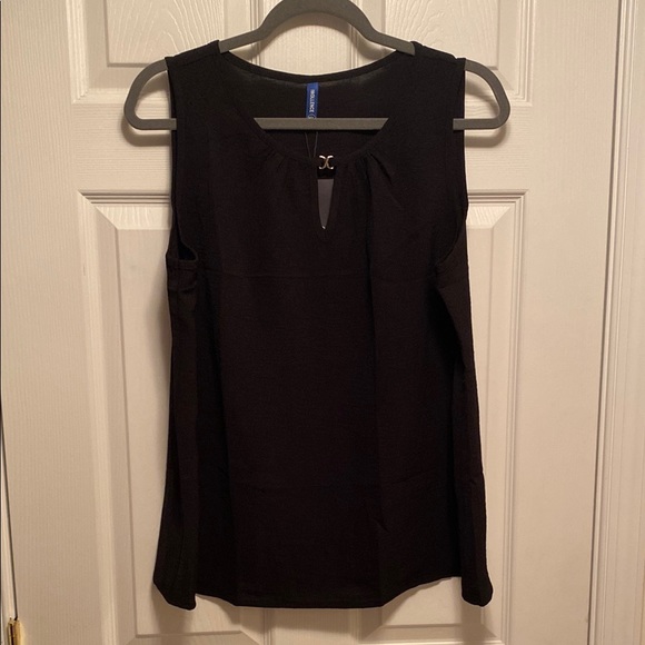 Iwollence Tops - Iwollence Black Sleeveless Top…size XL